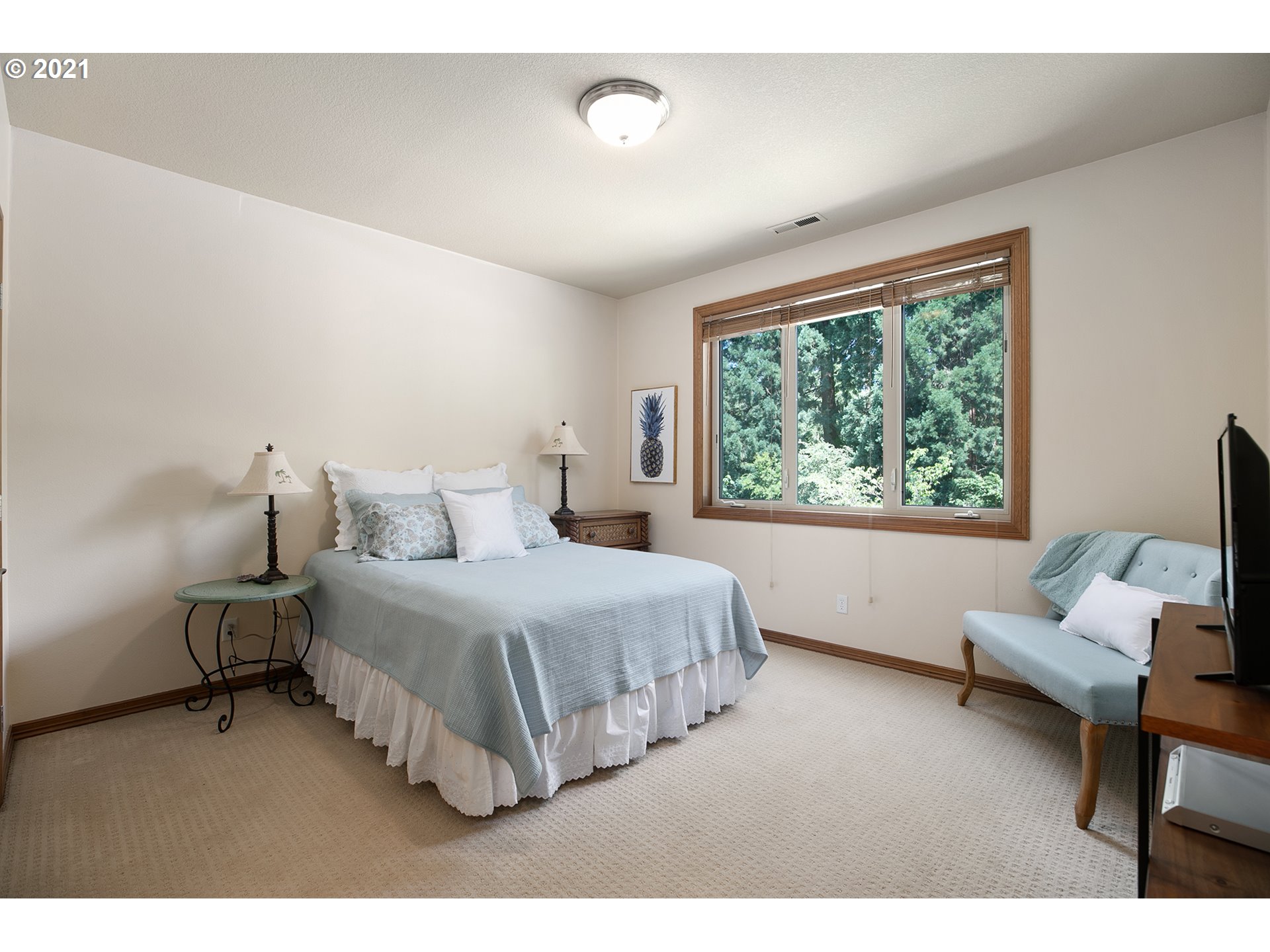 14088 Goodall Road Lake Oswego, OR 97034 - Photo 19 of 30 Gallery Image 19