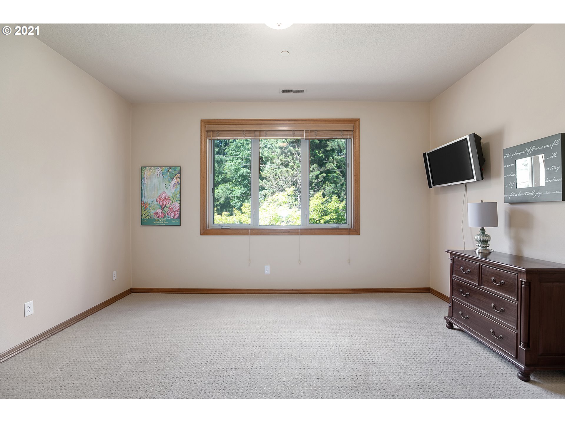 14088 Goodall Road Lake Oswego, OR 97034 - Photo 20 of 30 Gallery Image 20