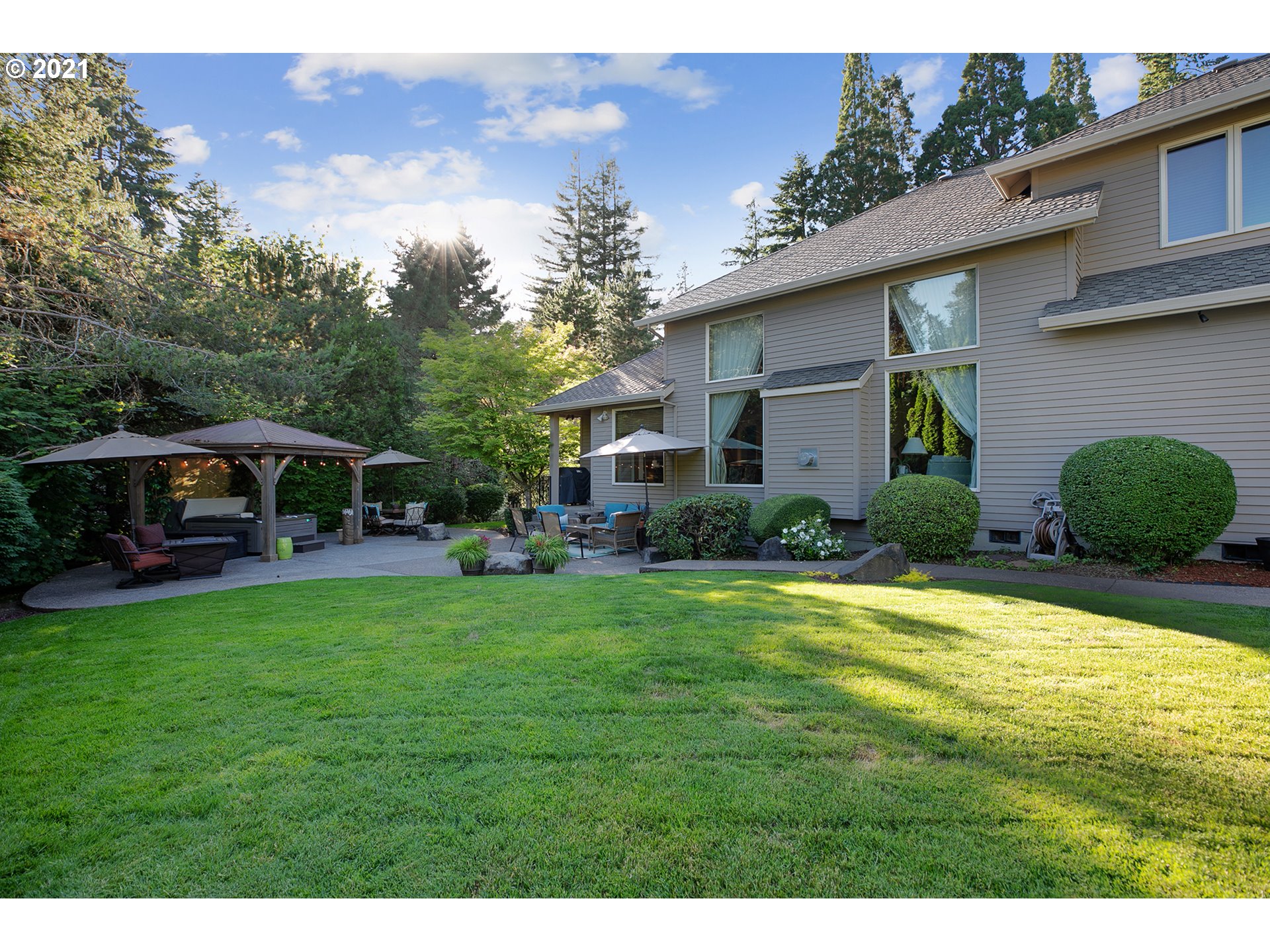14088 Goodall Road Lake Oswego, OR 97034 - Photo 25 of 30 Gallery Image 25