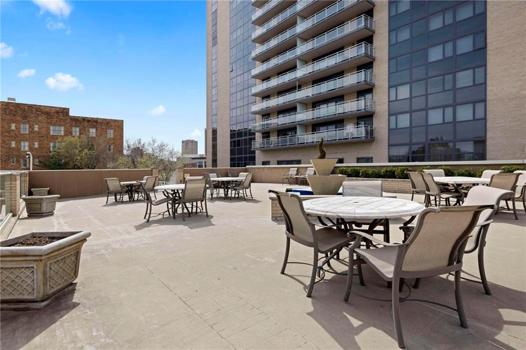 4545 Wornall Road, Unit 1200 Kansas City, MO 64111 - Photo 27 of 36