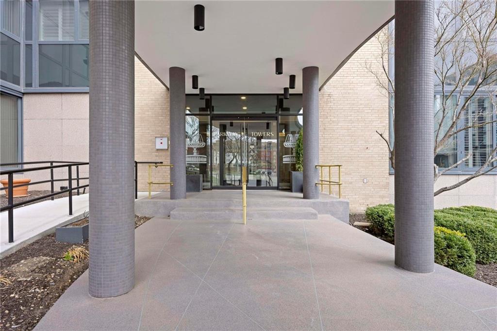 4545 Wornall Road, Unit 1200 Kansas City, MO 64111 - Photo 29 of 36