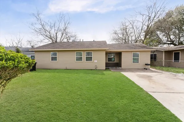 $1,700 | 5646 Belmark Street, Houston, TX 77033