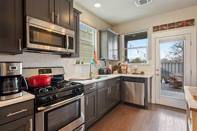 $2,900 | 7602 Wildcat Pass, Austin, TX 78757