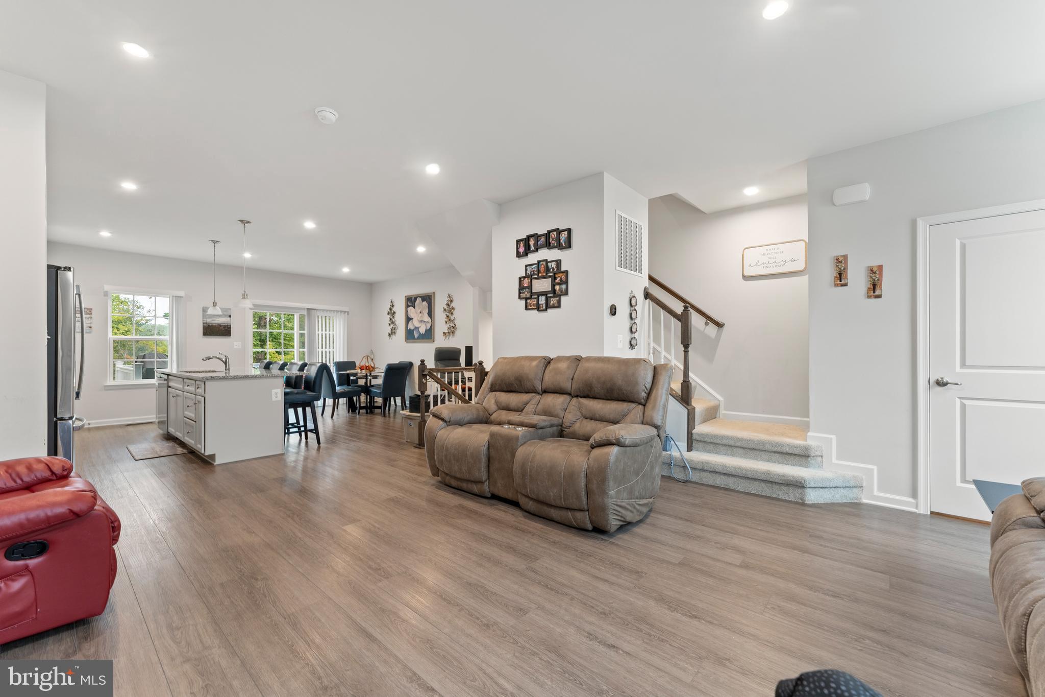 8809 Stevenson Lane Spotsylvania, VA 22553 - Photo 22 of 40 Living area