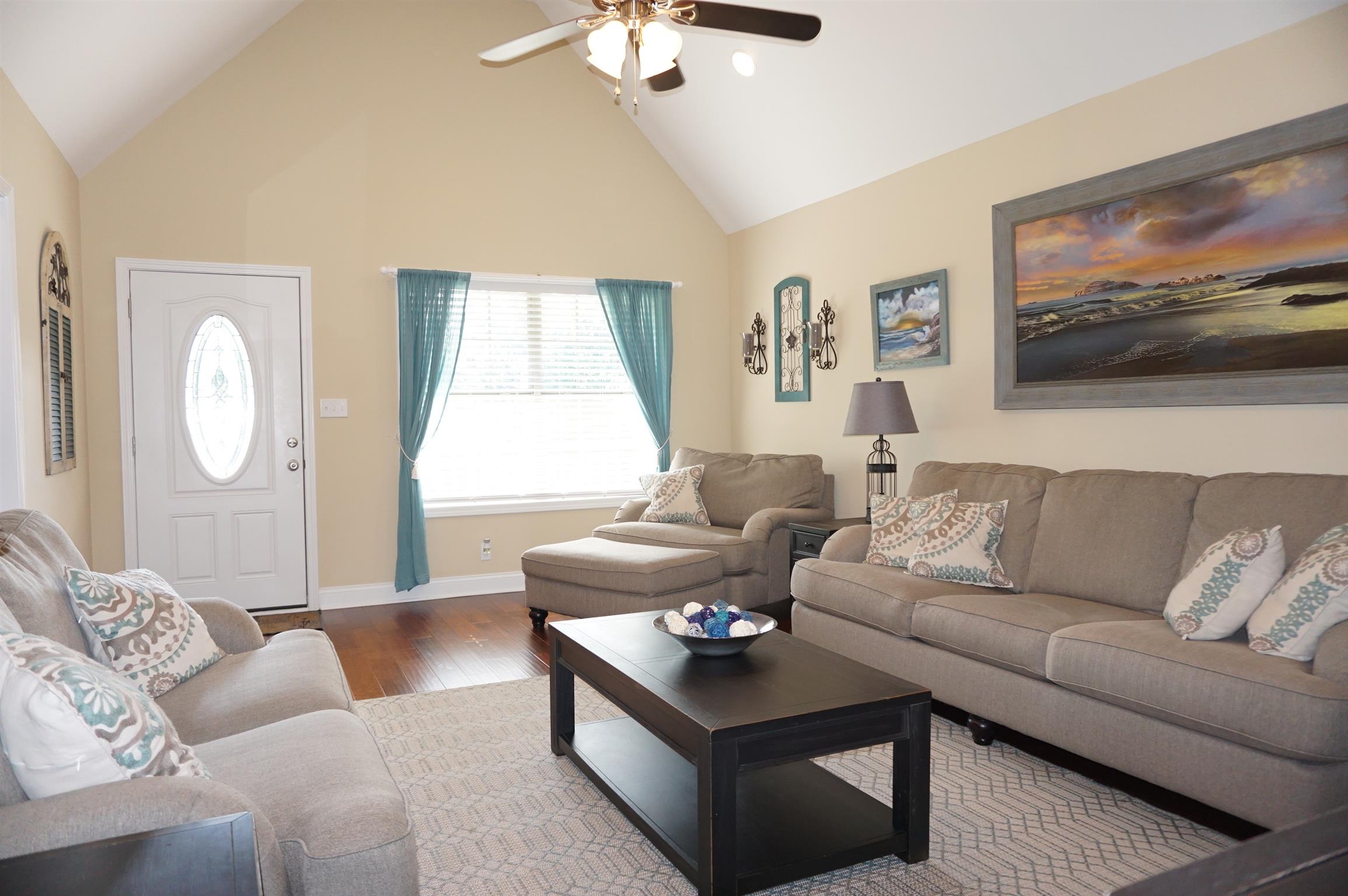 1336 Sun Valley Road Clarksville, TN 37040 - Photo 3 of 29 Gallery Image 3