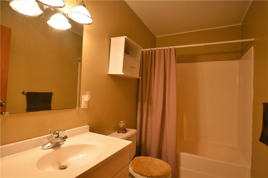 153 Buss Road Aliquippa, PA 15001 - Photo 16 of 19 Gallery Image 16