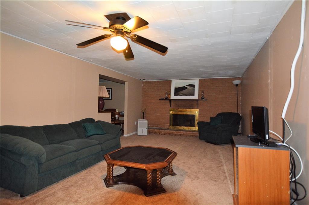 153 Buss Road Aliquippa, PA 15001 - Photo 18 of 19 Gallery Image 18