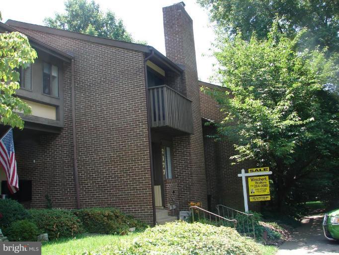 2177 Glencourse Lane Reston, VA 20191 - Photo 1 of 14 Exterior (Main)