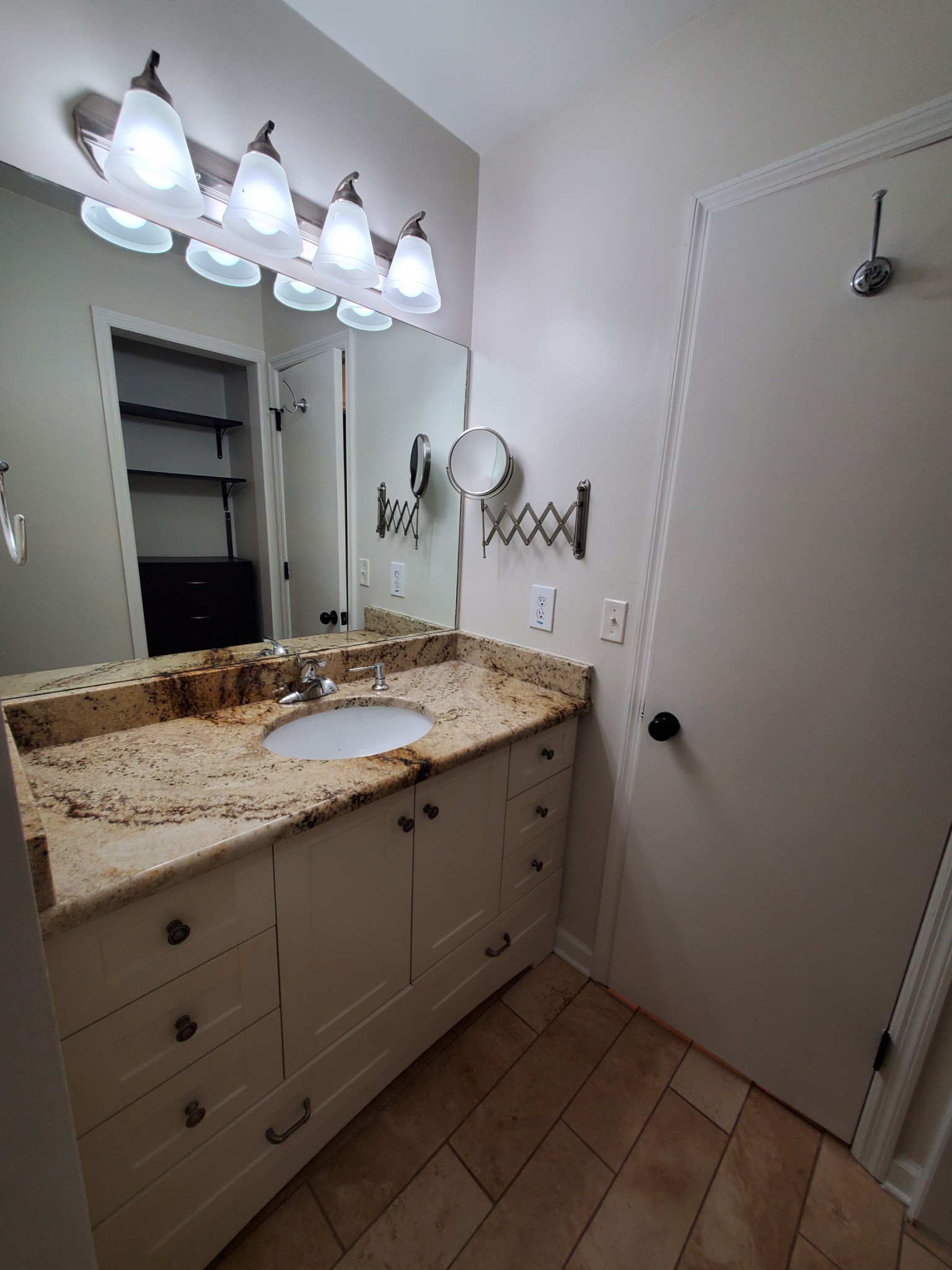 250 Sanders Ferry Road, Unit 48 Hendersonville, TN 37075 - Photo 14 of 23