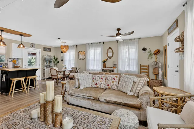 $160,000 | 221 Fisherman's Trail, Huntsville, TX 77320