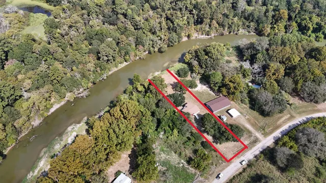 $160,000 | 221 Fisherman's Trail, Huntsville, TX 77320