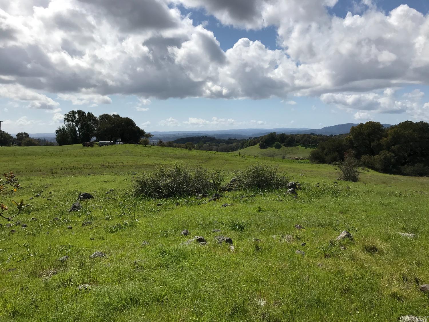 12200 Brooks Road, Healdsburg, CA 95448 Compass