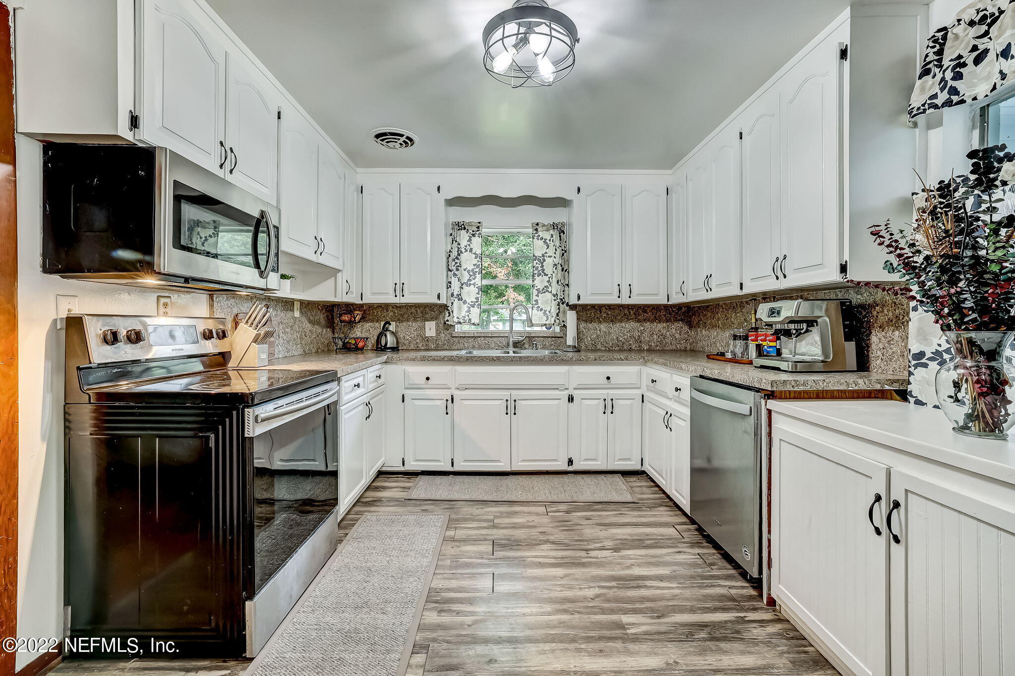 1125 Fountain Road Jacksonville, FL 32205 - Photo 21 of 47 21-web-or-mls-21_LR_1125_Fountain_Rd_All