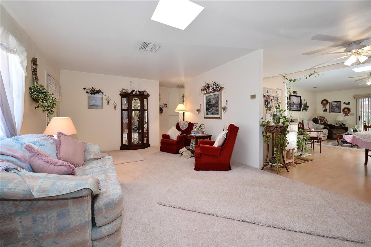 618 Carlsbad Street Spring Valley, CA 91977 - Photo 5 of 18 Gallery Image 5