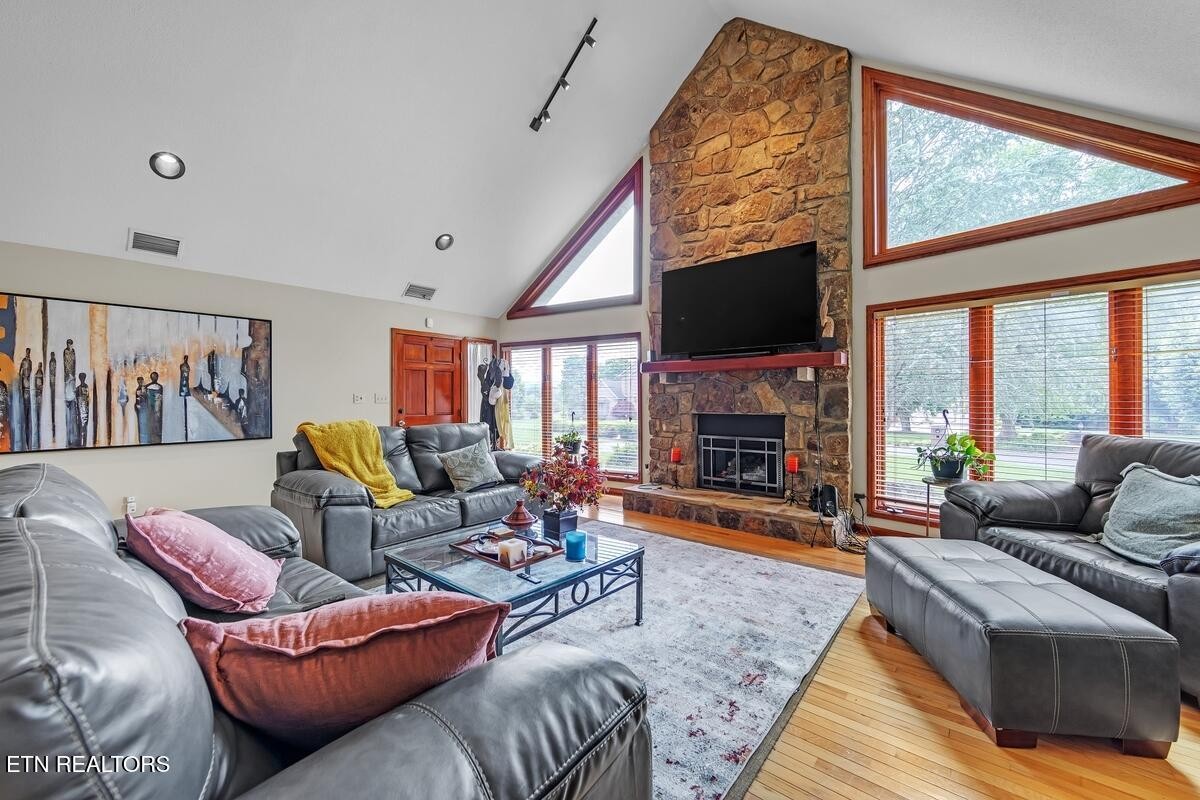 853 Fall Lea Sevierville, TN 37862 - Photo 11 of 30 Gallery Image 11