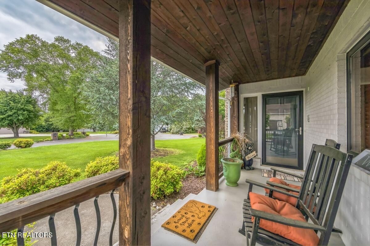 853 Fall Lea Sevierville, TN 37862 - Photo 3 of 30 Gallery Image 3