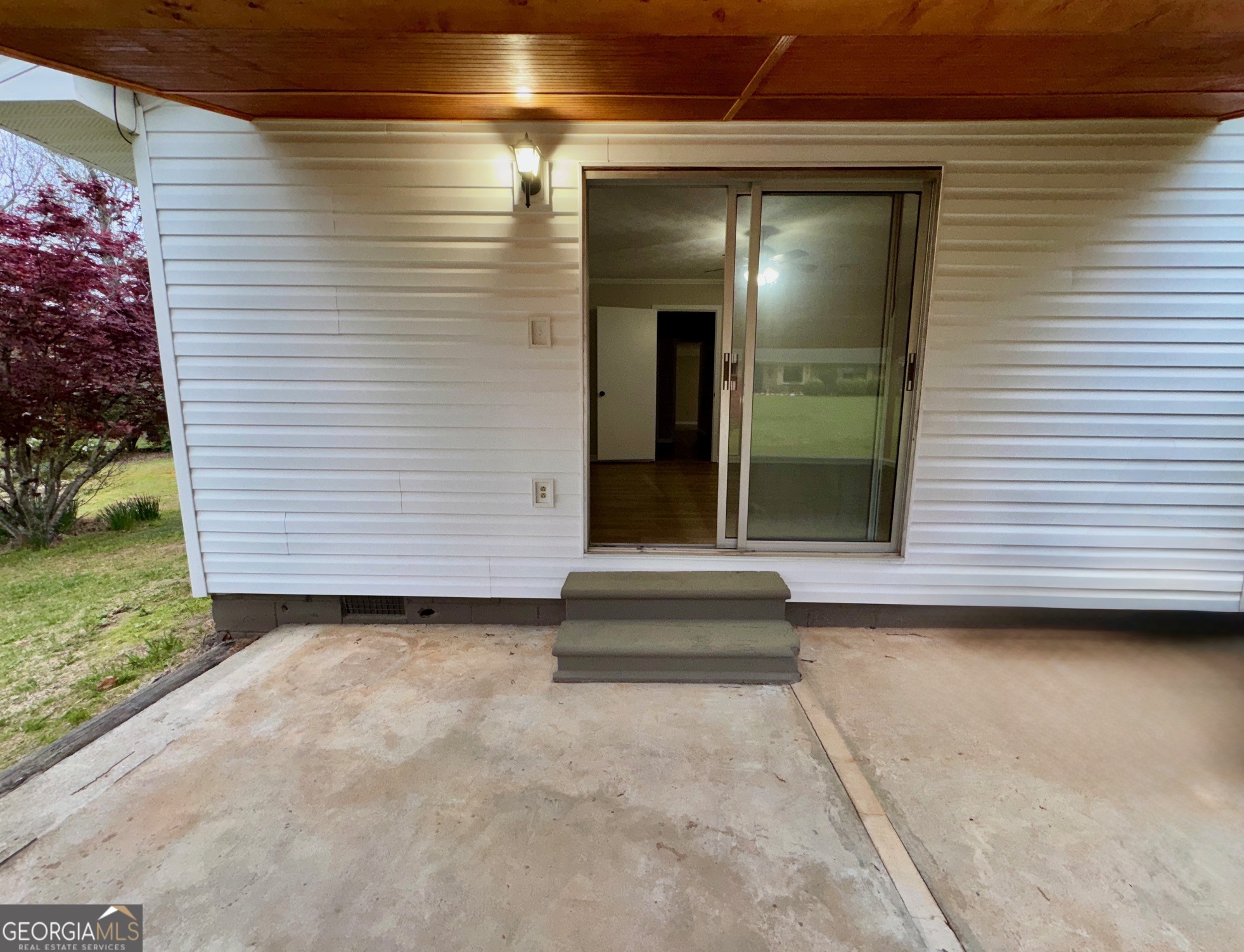606 Viewpoint Drive Jackson, GA 30233 - Photo 20 of 29