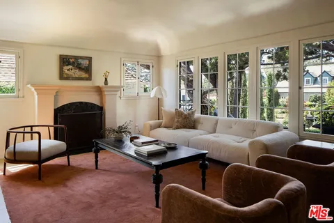 $1,599,000 | 2420 Catherine Road, Altadena, CA 91001