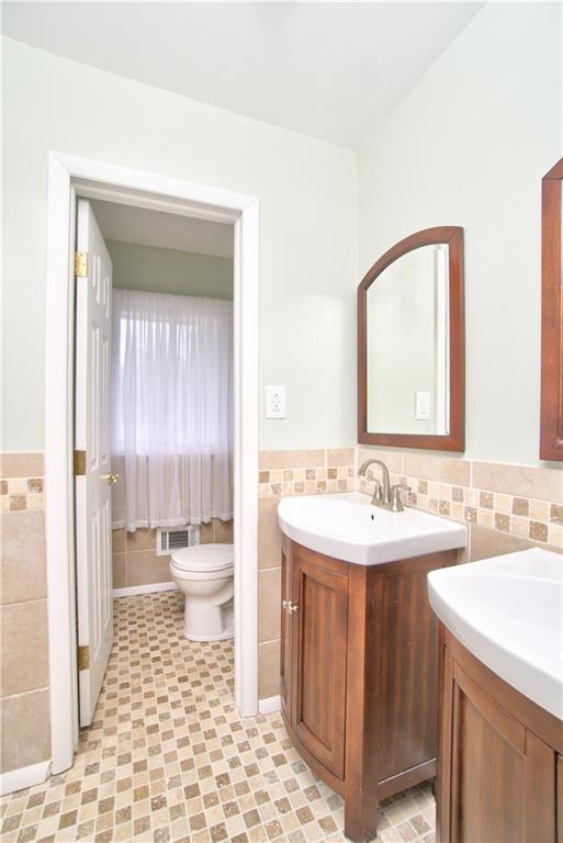 970 Burbank Road Indianapolis, IN 46219 - Photo 12 of 23 Gallery Image 12