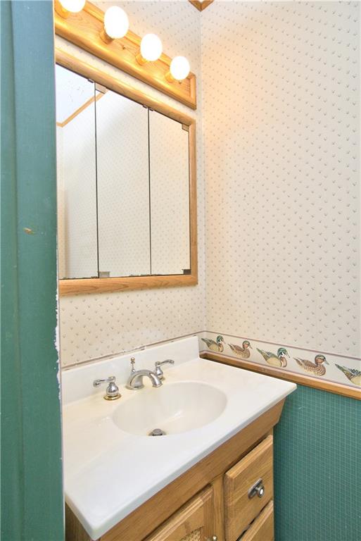 970 Burbank Road Indianapolis, IN 46219 - Photo 20 of 23 Gallery Image 20
