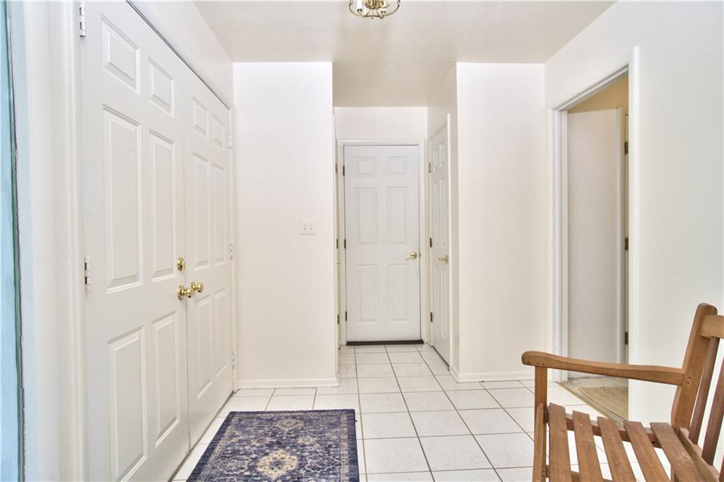 970 Burbank Road Indianapolis, IN 46219 - Photo 3 of 23 Gallery Image 3