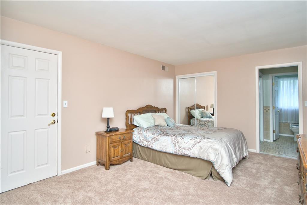 970 Burbank Road Indianapolis, IN 46219 - Photo 10 of 23 Gallery Image 10