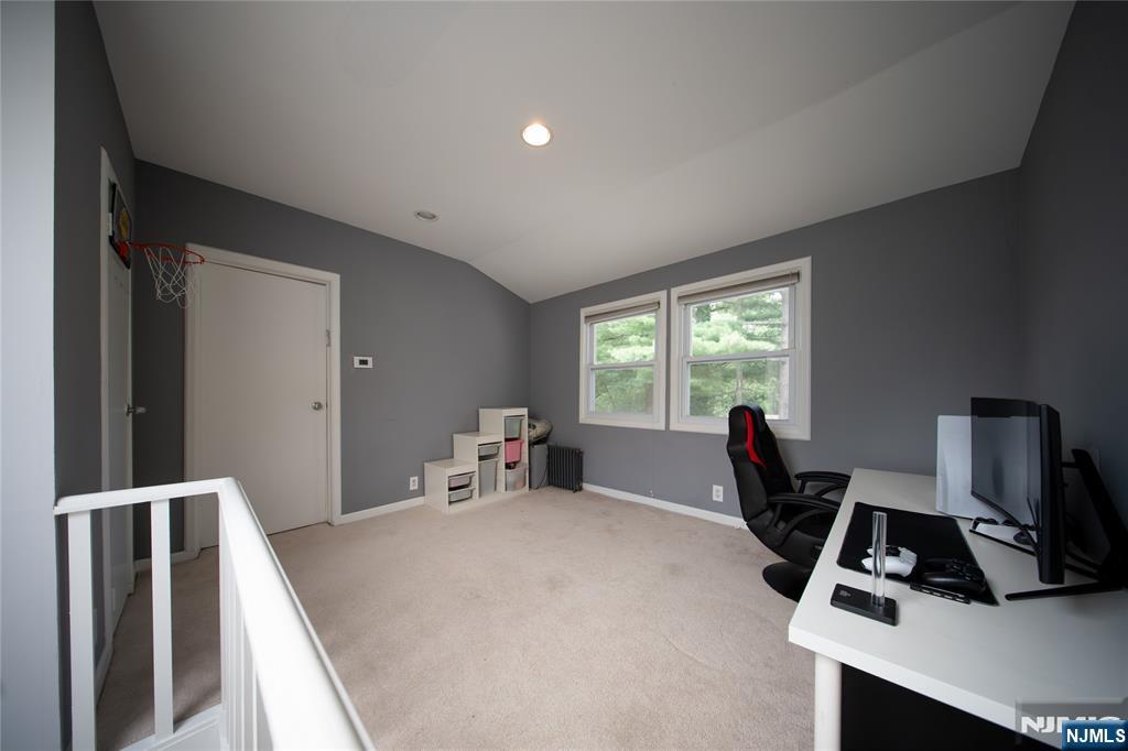 21 Meadow Street Demarest, NJ 07627 - Photo 23 of 26