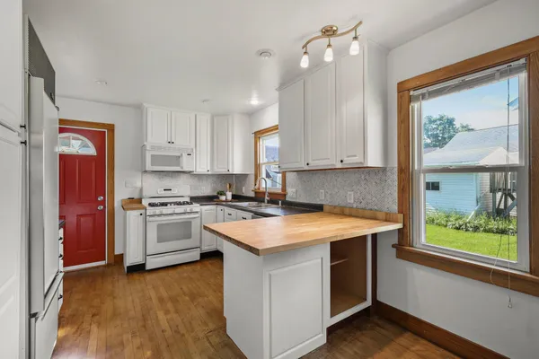 $300,000 | 224 South Main Street, Oregon, WI 53575