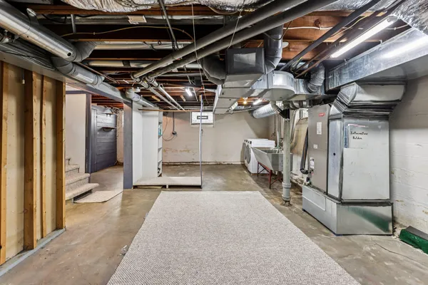 $575,000 | 529 South Saratoga Street, St. Paul, MN 55116