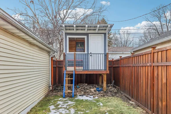 $575,000 | 529 South Saratoga Street, St. Paul, MN 55116