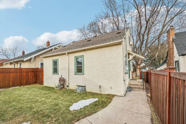 $575,000 | 529 South Saratoga Street, St. Paul, MN 55116