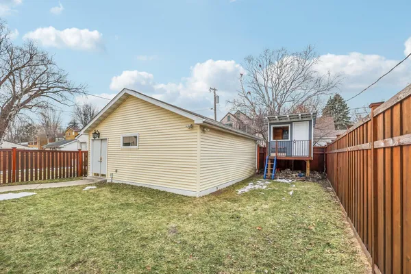 $575,000 | 529 South Saratoga Street, St. Paul, MN 55116