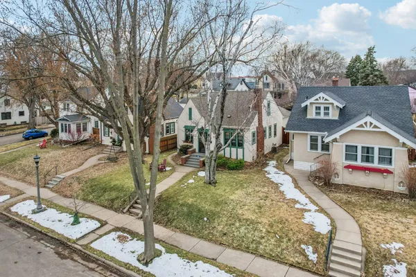 $575,000 | 529 South Saratoga Street, St. Paul, MN 55116