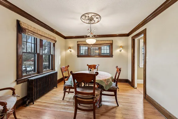 $575,000 | 529 South Saratoga Street, St. Paul, MN 55116