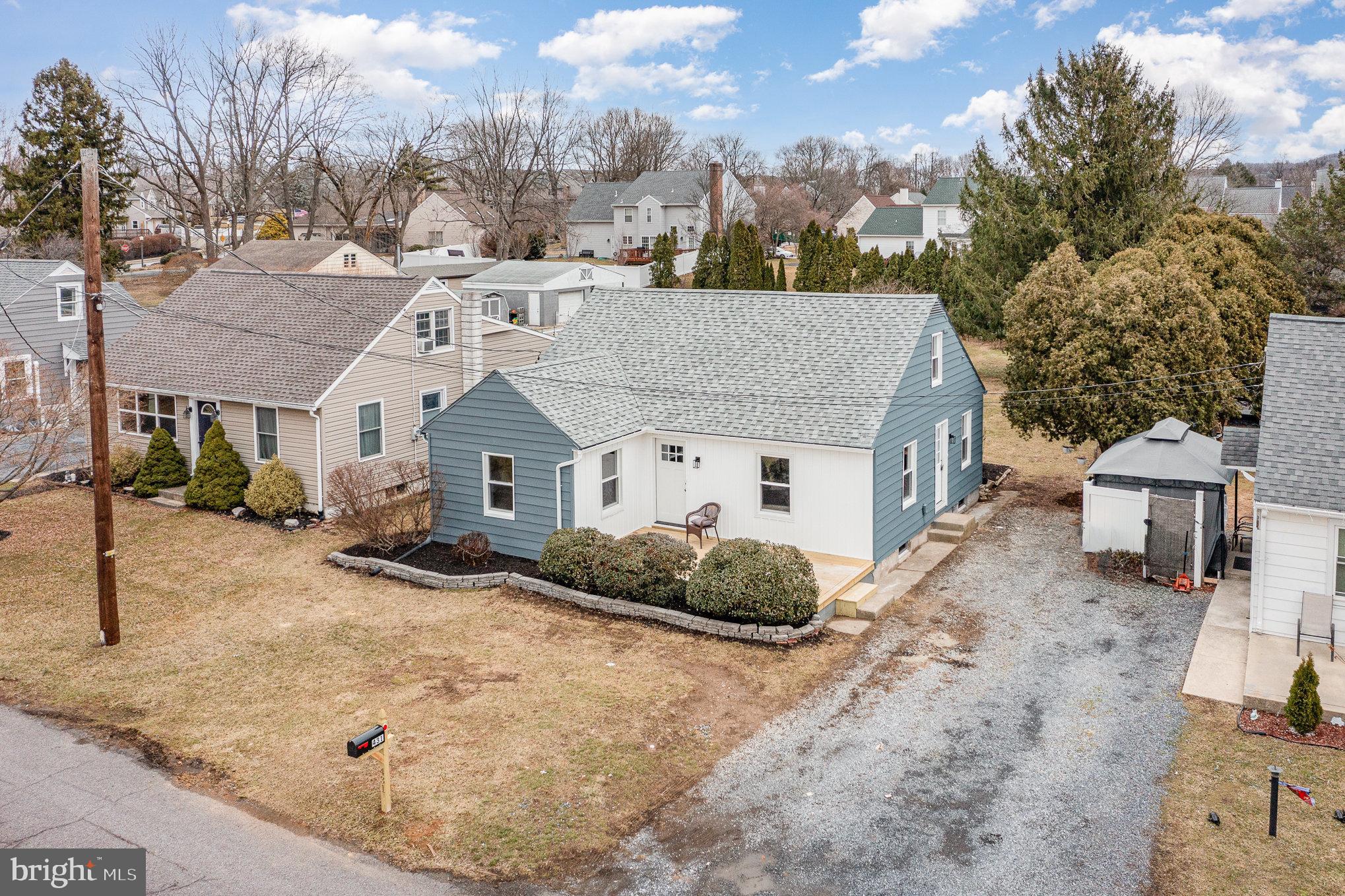 431 Middletown Road Hummelstown, PA 17036 - Photo 3 of 37 Gallery Image 3