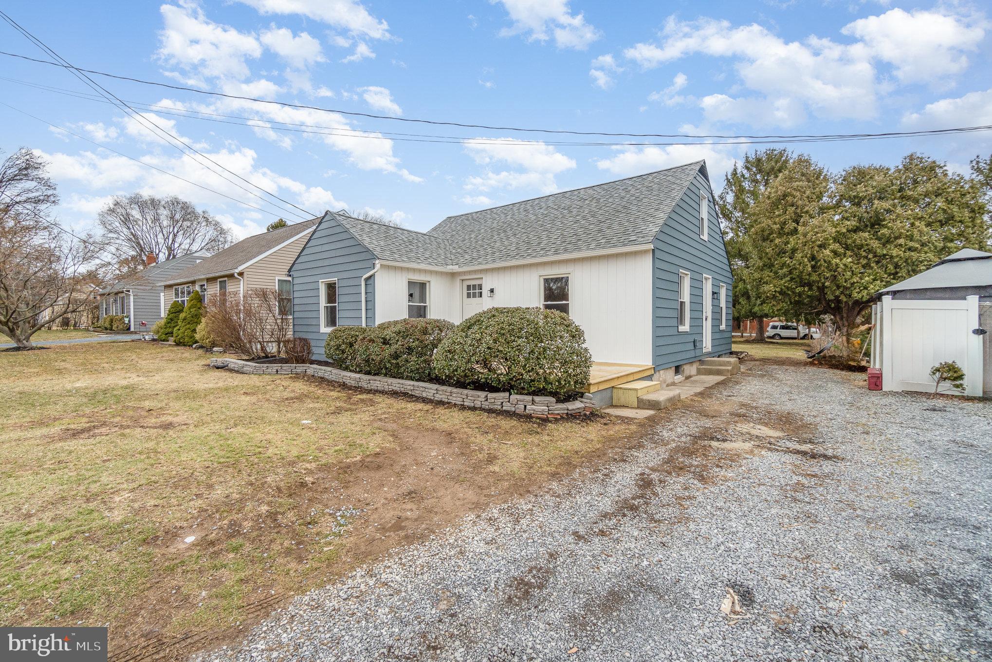 431 Middletown Road Hummelstown, PA 17036 - Photo 4 of 37 Gallery Image 4
