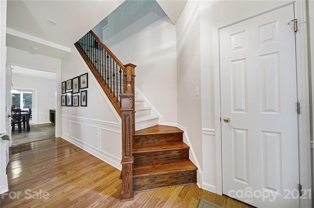 436 River Banks Road Matthews, NC 28105 - Photo 4 of 47 Gallery Image 4