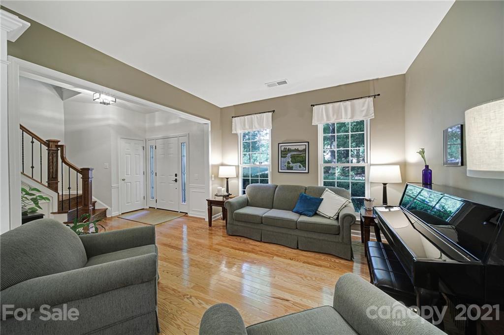436 River Banks Road Matthews, NC 28105 - Photo 5 of 47 Gallery Image 5