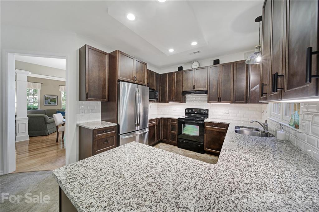 436 River Banks Road Matthews, NC 28105 - Photo 8 of 47 Gallery Image 8