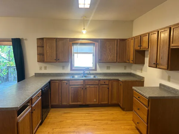 $154,800 | 408 Main Avenue North, Thief River Falls, MN 56701