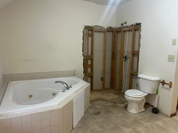 $154,800 | 408 Main Avenue North, Thief River Falls, MN 56701