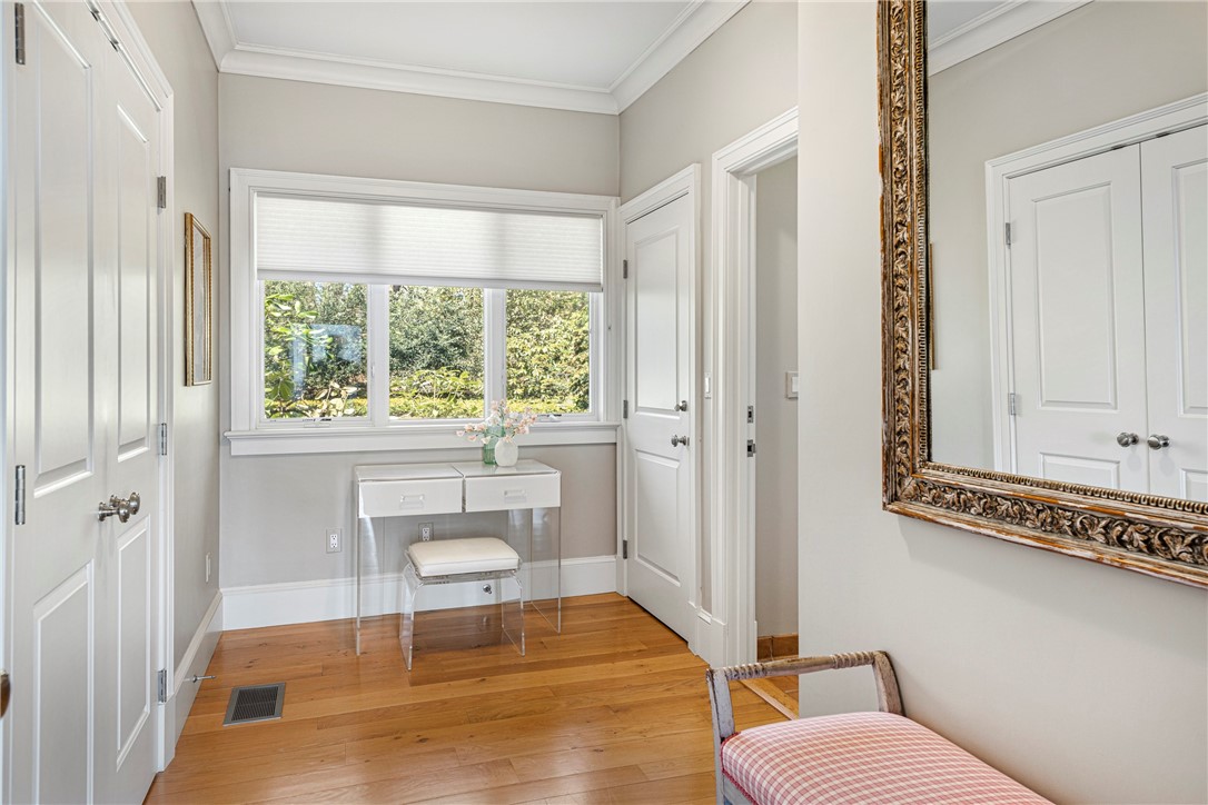 515 Indian Avenue Middletown, RI 02842 - Photo 28 of 50