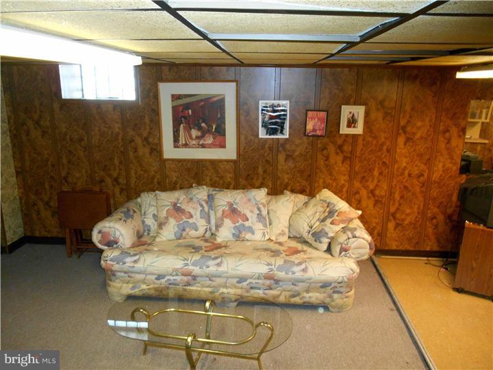8659 Temple Road Philadelphia, PA 19150 - Photo 17 of 21 Gallery Image 17
