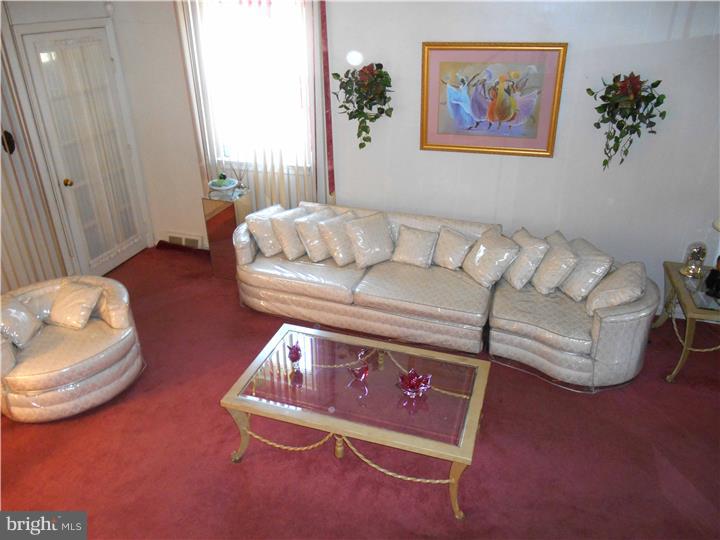 8659 Temple Road Philadelphia, PA 19150 - Photo 3 of 21 Gallery Image 3