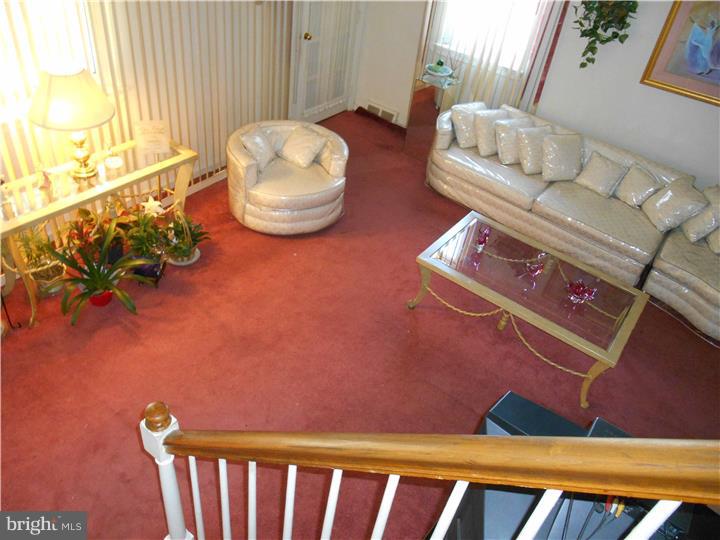 8659 Temple Road Philadelphia, PA 19150 - Photo 4 of 21 Gallery Image 4