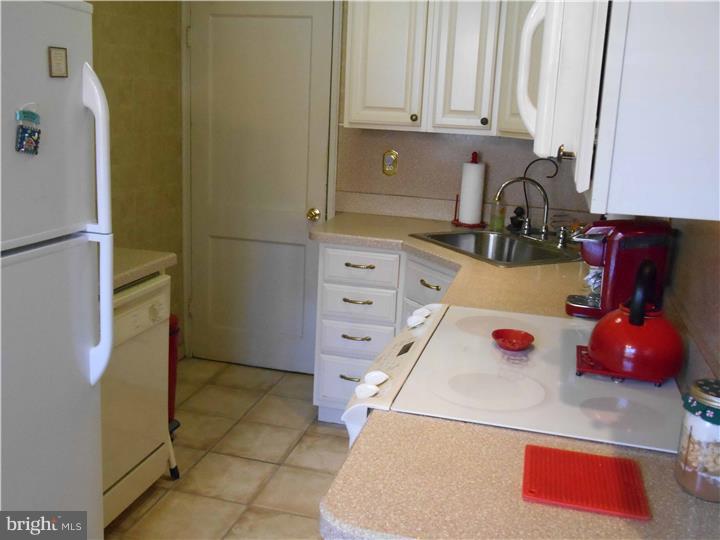 8659 Temple Road Philadelphia, PA 19150 - Photo 10 of 21 Gallery Image 10