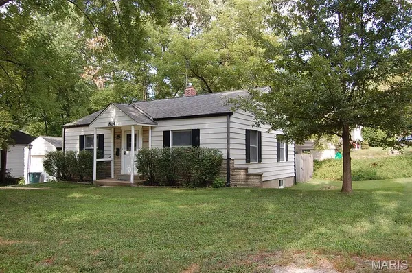 $2,000 | 814 Dickson Street, Kirkwood, MO 63122