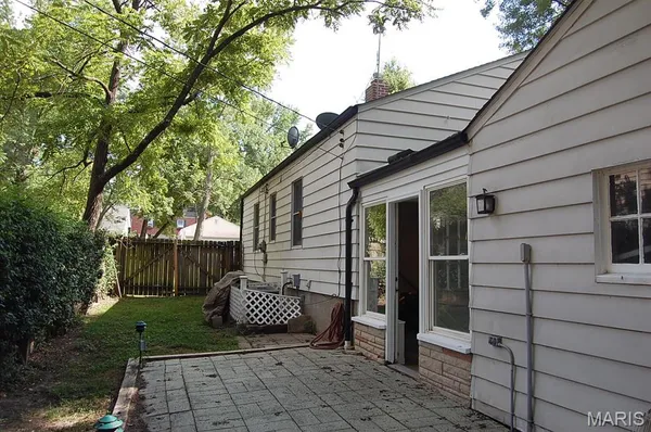 $2,000 | 814 Dickson Street, Kirkwood, MO 63122