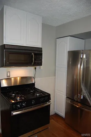 $2,000 | 814 Dickson Street, Kirkwood, MO 63122