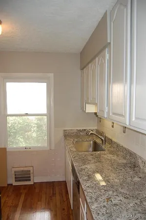 $2,000 | 814 Dickson Street, Kirkwood, MO 63122